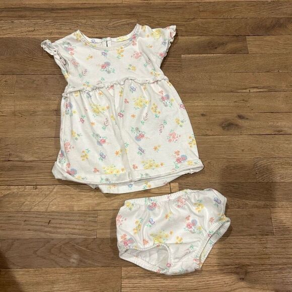 Bundle of girls nine items tops bottoms dresses size 12M - Picture 4 of 11